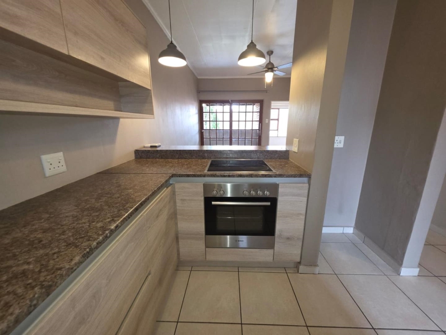To Let 3 Bedroom Property for Rent in Langenhovenpark Free State